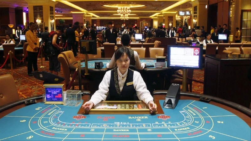 Casino Hạ Long có diện tích rộng, cung cấp đa dạng trò chơi